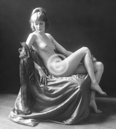 1920s Era Ziegfeld Follies Girl Alden Gay