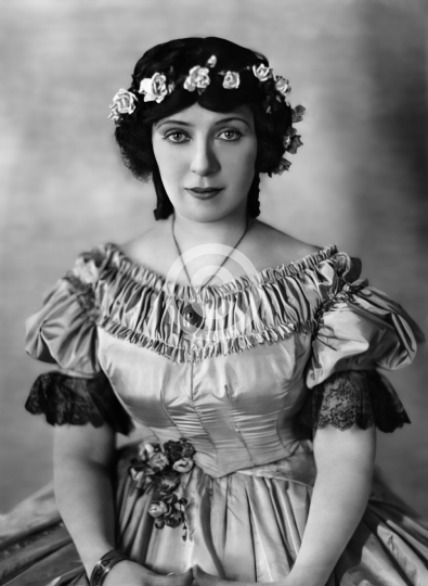 Alden, Mary