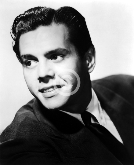 Arnaz, Desi