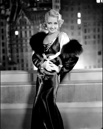 Joan Blondell glamour photo circa 1932