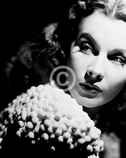 Vivien Leigh c. 1940s studio portrait
