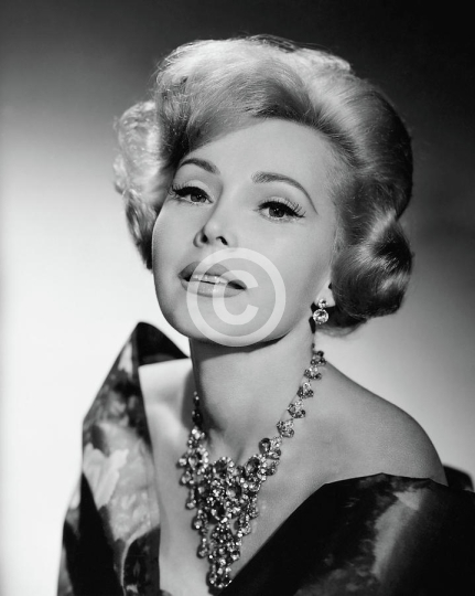 Zsa Zsa Gabor Elegance In Diamonds