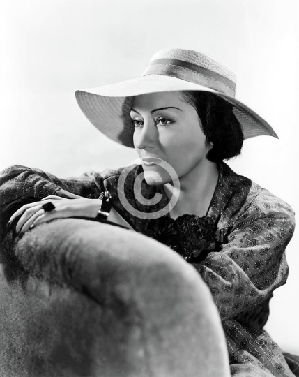 Gloria Swanson Posed On Chaise
