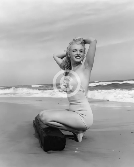 Marilyn Monroe on the beach c. 1950s
