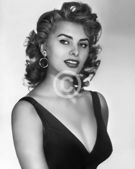 Sophia Loren glamour photo c. 1954