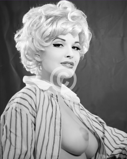Vintage sexy topless nude c. early 1960s